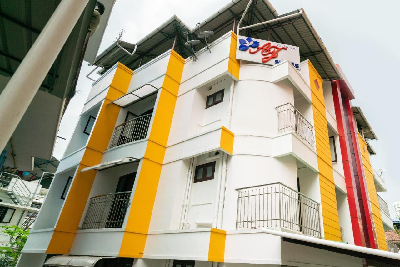 Oyo Home 49697 Aj Apartments Kochi Ngoại thất bức ảnh